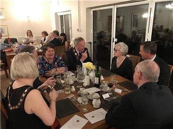 SUCCESSFUL PRESENTATION DINNER