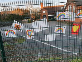 Dunton Green Primary School - Rainbows