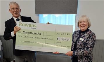 PRESENTATION TO ROWANS HOSPICE