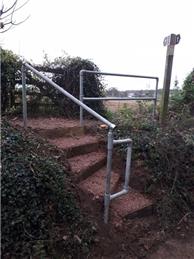 Kennel Hill Pathway EE401A - Steps Made Safe