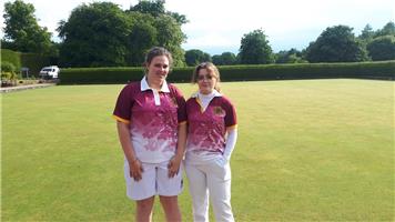 ALICE AND HEATHER DO BATTLE